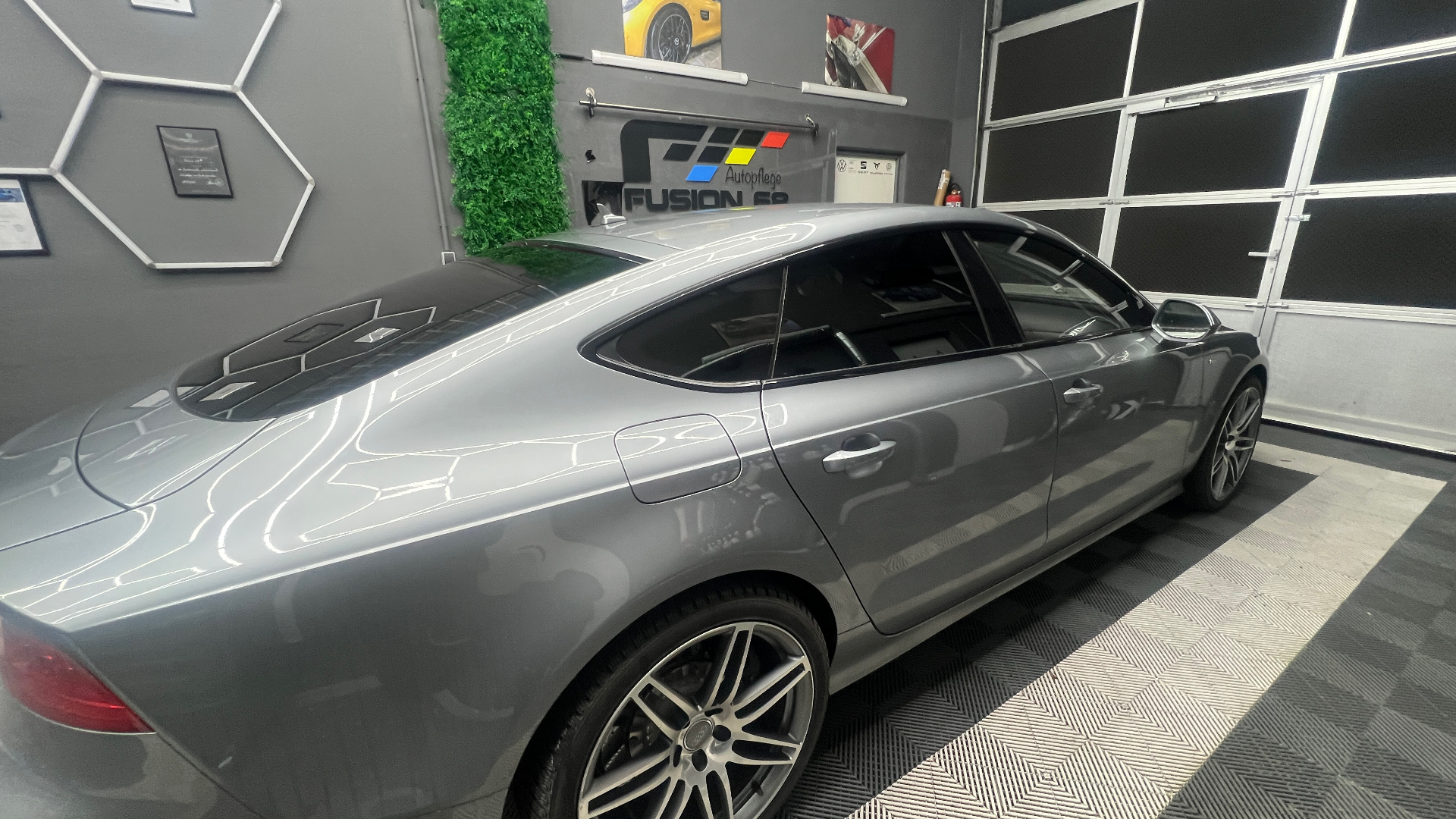 Audi A7 Sportback mit hochwertiger Scheibentönung — Fusion 68 Mannheim