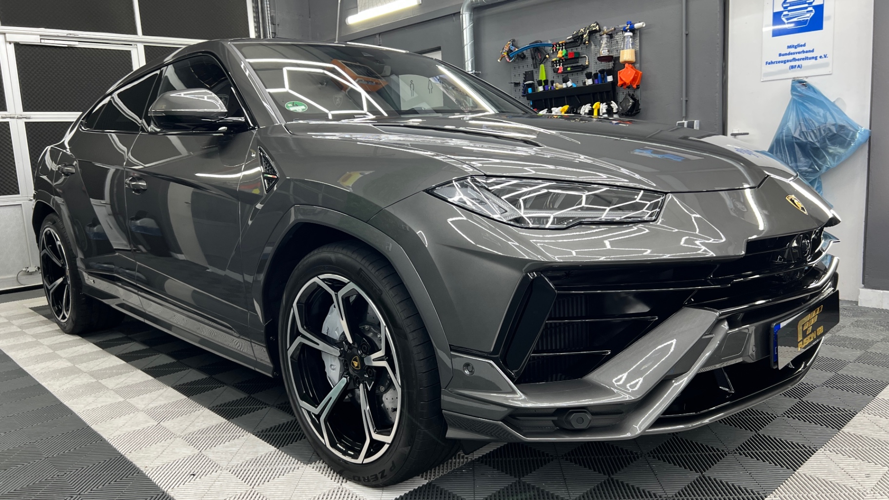 Lamborghini Urus mit Lackschutzfolie PPF — Fusion 68 Mannheim