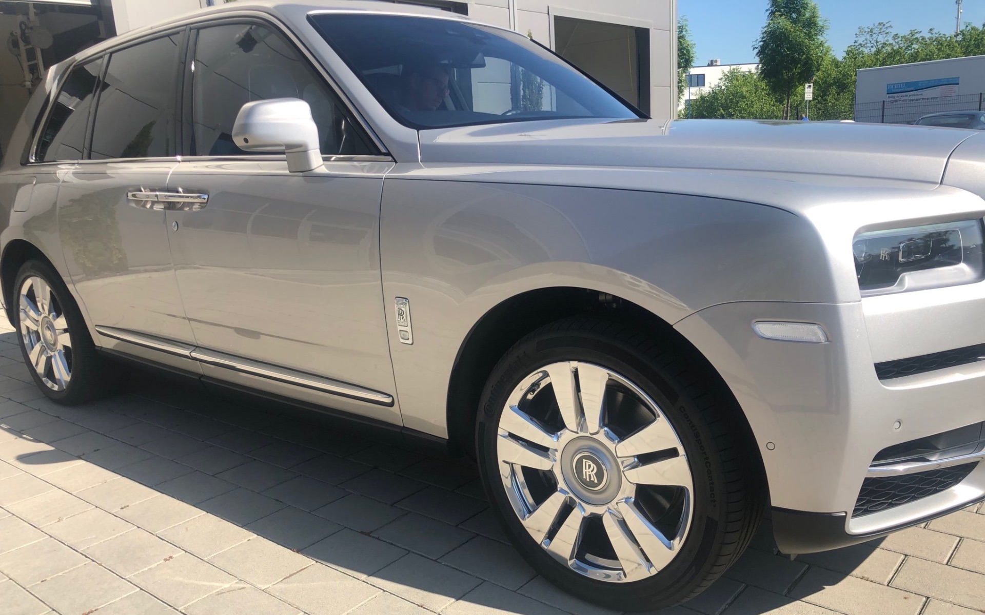 Rolls-Royce Cullinan Silber Aufbereitung — Fusion 68 Mannheim
